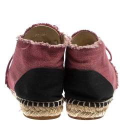 Pre Owned حذاء رياضي إسبادريل شانيل كانفاس لونين مقدمة جلد مزين سي سي مقاس39