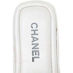 Pre Owned Chanel White/Black Leather CC Cambon Flat Slides Size 41.5