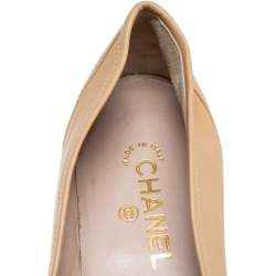 مملوكة مسبقًا Chanel Beige Leather CC Slip on Loafers Size 41