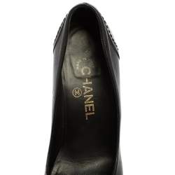 مملوكة مسبقًا Chanel Black Leather Chain Link Heel Wedges Size 38.5