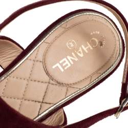 Pre Owned صندل شانيل سيور سويدي عنابي مقاس 39.5