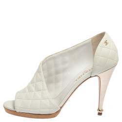 Chanel White Quilted Leather CC Peep Toe Ankle Booties Size 40.5