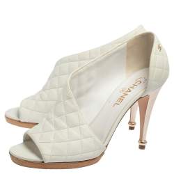 Chanel White Quilted Leather CC Peep Toe Ankle Booties Size 40.5