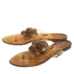 Pre Owned Chanel Gold Rubber Camellia CC Thong Flat Slides Size 39