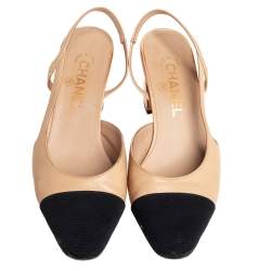 Pre Owned Chanel Beige/Black Leather And Fabric CC Cap Toe Slingback Sandals Size 37.5