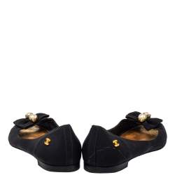 مملوكة مسبقًا Chanel Black Fabric Pearl Embellished Peep Toe Ballet Flats Size 39.5