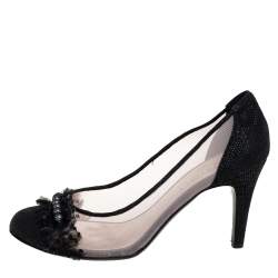 مملوكة مسبقًا حذاء كعب عالى شانيل زخرفة شبك ودانتيل أسود مقاس 40