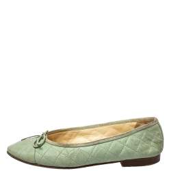 Pre Owned حذاء باليرينا فلات شانيل جلد أخضر مينت مبطن بفيونكة سي سي مقدمة محاكة مقاس 37