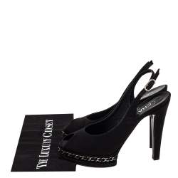 Pre Owned صندل شانيل قماش أسود بحزام للكاحل نعل سميك مقاس 39