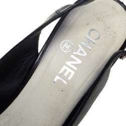 مملوكة مسبقًا Chanel Black Leather CC Peep Toe Platform Slingback Sandals Size 38.5