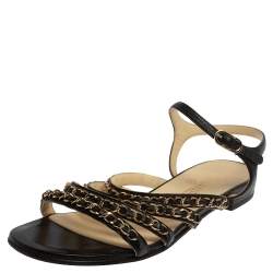 مملوكة مسبقًا Chanel Black Leather CC Chain Link Strap Sandals Size 39.5