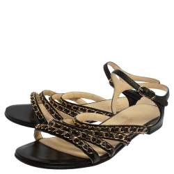 مملوكة مسبقًا Chanel Black Leather CC Chain Link Strap Sandals Size 39.5