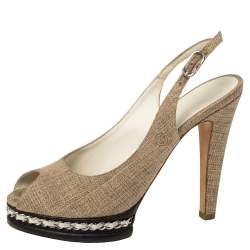 مملوكة مسبقًا Chanel Beige Canvas And Black Leather Peep Toe Platform Slingback Sandals Size 39.5