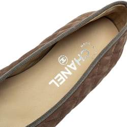 Pre Owned حذاء فلات باليه شانيل فيونكة سي سي جلد نوبوك مبطن بني مقاس 38