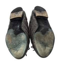 مملوكة مسبقًا Chanel Grey Quilted Leather Ballet Flats Size 36.5