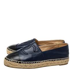 مملوكة مسبقًا Chanel Navy Blue/Black Leather CC Cap Toe Espadrille Flats Size 37
