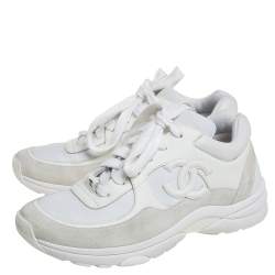 Pre Owned Chanel White Leather And Neoprene CC Low Top Sneakers Size 37.5