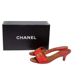 Pre Owned Chanel Red Leather CC Slide Sandals Size 37