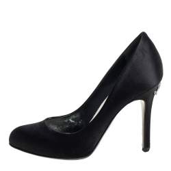 Pre Owned Chanel Black Satin CC Heel Pumps Size 37