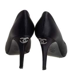 Pre Owned Chanel Black Satin CC Heel Pumps Size 37