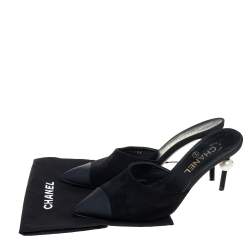 Pre Owned Chanel Black Suede And Canvas CC Faux Pearl Embellished Heel Slip On Mules Size 38.5