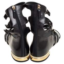 Pre Owned صندل فلات شانيل سيور سلاسل جلد أسود مقاس 38