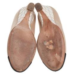 Pre Owned حذاء كعب عالي شانيل جلد بيج/أسود مزين زهرة كاميليا كعب روكي فيليني مقاس 36.5