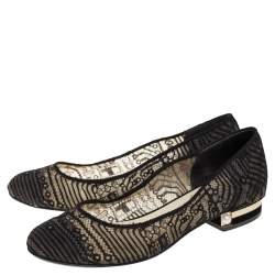 مملوكة مسبقًا حذاء باليرينا فلات شانيل دانتيل أسود مقاس 37