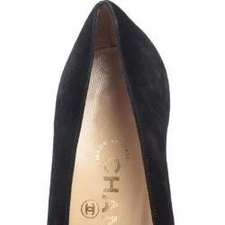 مملوكة مسبقًا Chanel Black Suede CC Block Heel Pumps Size 38