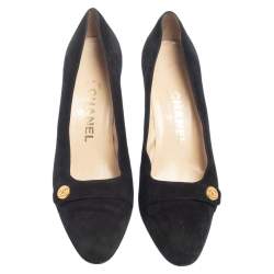مملوكة مسبقًا Chanel Black Suede CC Block Heel Pumps Size 38