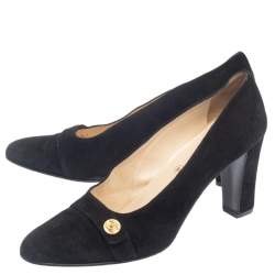 مملوكة مسبقًا Chanel Black Suede CC Block Heel Pumps Size 38