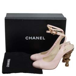 Pre Owned صندل شانيل جلد وردي كعب باروك سير كاحل مقاس 36