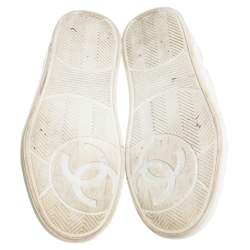 مملوكة مسبقًا Chanel White Perforated Leather Low Top Sneakers Size 37