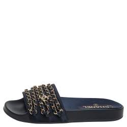 مملوكة مسبقًا Chanel Navy Blue Fabric Tropiconic Chain Flat Slides Size 38 