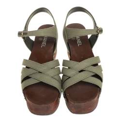 مملوكة مسبقًا Chanel Green Fabric Star And CC Studded Wooden Clog Ankle Strap Sandals Size 41