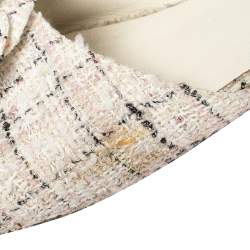 Pre Owned صندل سلايد شانيل فلات كاميليا تويد متعدد الألوان مقاس 41