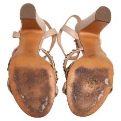 Pre Owned صندل شانيل جلد بيج مزين بسلسلة بحزام كاحل مقاس 38