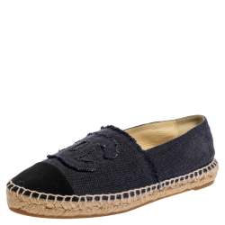 مملوكة مسبقًا Chanel Blue/Black Canvas CC Cap Toe Espadrille Flats Size 38