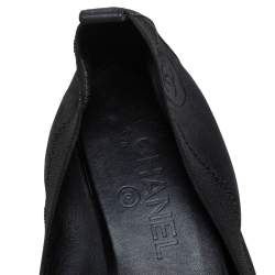 مملوكة مسبقًا Chanel Metallic Dark Green Suede Scrunch Pumps Size 41