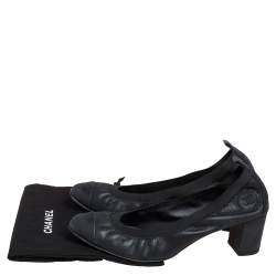 مملوكة مسبقًا Chanel Metallic Dark Green Suede Scrunch Pumps Size 41