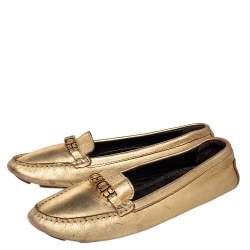 Pre Owned Carolina Herrera Gold Leather Logo Detail Slip On Loafers Size 38