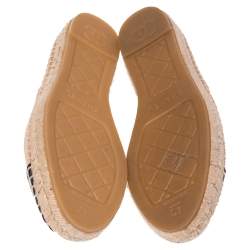 Pre Owned Chanel Beige/Black Leather CC Cap Toe Espadrilles Size 40