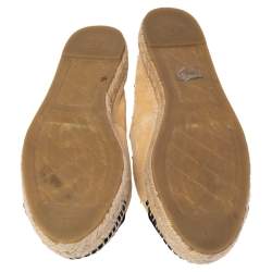 Pre Owned Chanel Beige/Black Suede CC Cap Toe Faux Pearl Embellished Espadrilles Flats Size 41
