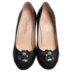 Pre Owned Chanel Black Leather Camellia Embellished Pumps Size 37.5