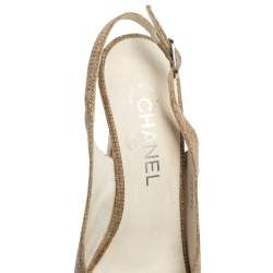 مملوكة مسبقًا Chanel Beige Canvas And Black Leather Peep Toe Platform Slingback Sandals Size 37.5