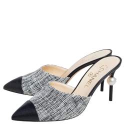 Pre Owned Chanel White/Black Tweed And Leather Faux Pearl CC Heel Mules Size 38