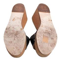 مملوكة مسبقًا Chanel Black Leather Wedge Platform Slide Sandals Size 40.5