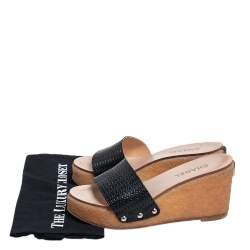 مملوكة مسبقًا Chanel Black Leather Wedge Platform Slide Sandals Size 40.5