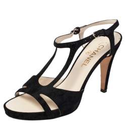 Pre Owned صندل شانيل سويدي قصات مفرغة أسود شعار الماركة سي سي سير كاحل مقاس 39.5