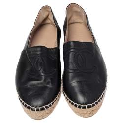 مملوكة مسبقًا Chanel Black Leather CC Espadrille Flats Size 39